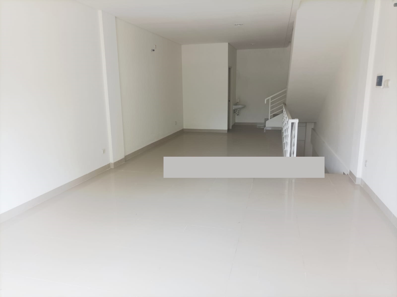 DiSewakan Ruko Di Rodeo Drive Jababeka Cikarang